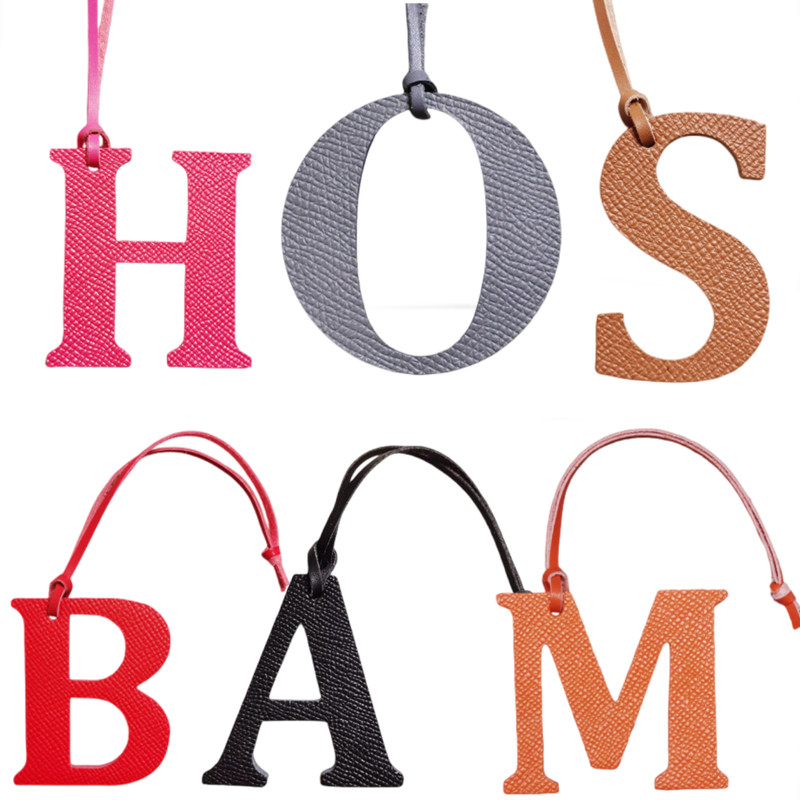 Porte-clés de luxe en cuir nat - Monogram Keychain Leather avis et prix