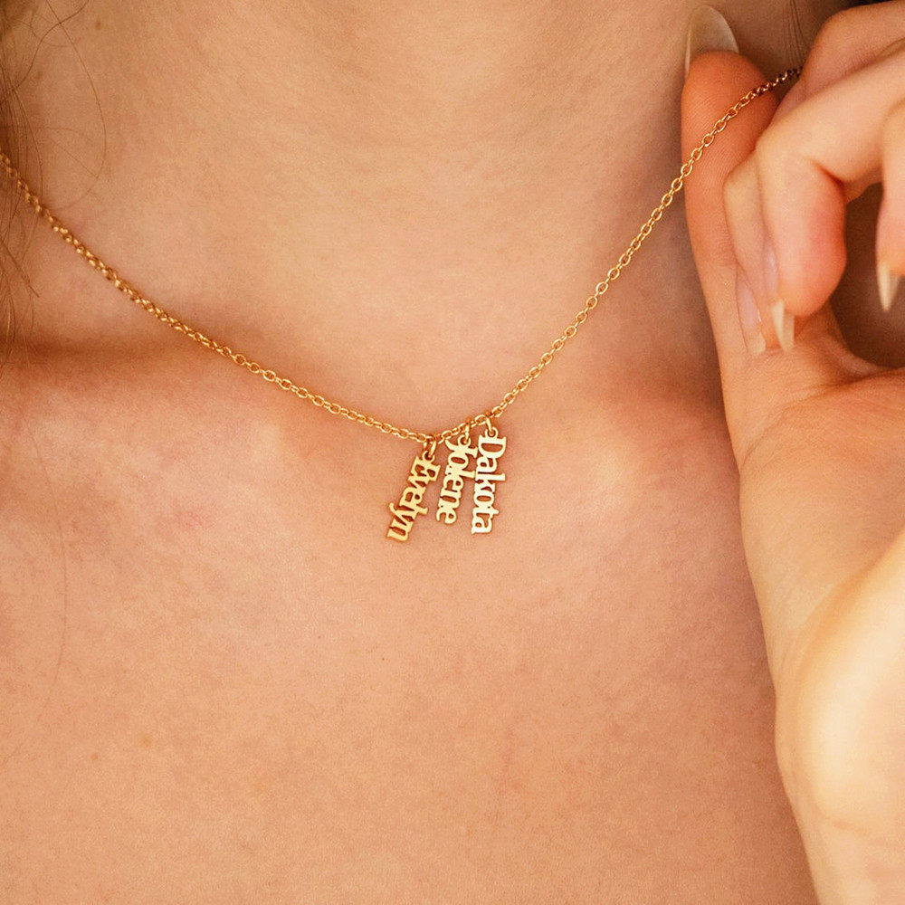 Collier personnalisé avec plus - Birth Flower Necklace avis et prix