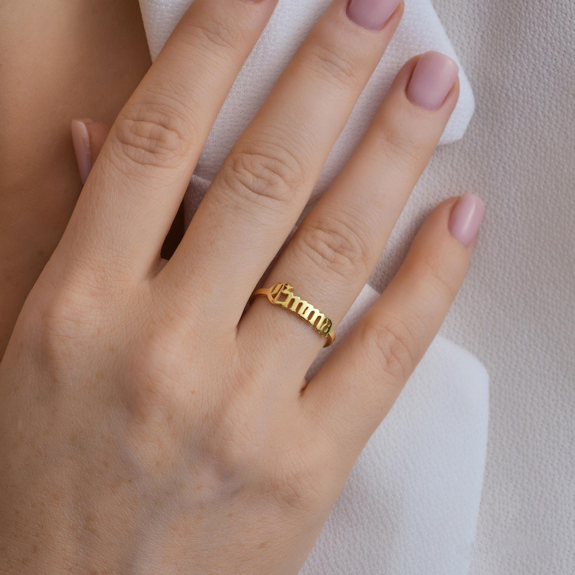 Bague en or personnalisée pour - Initial Ring Custom avis et prix